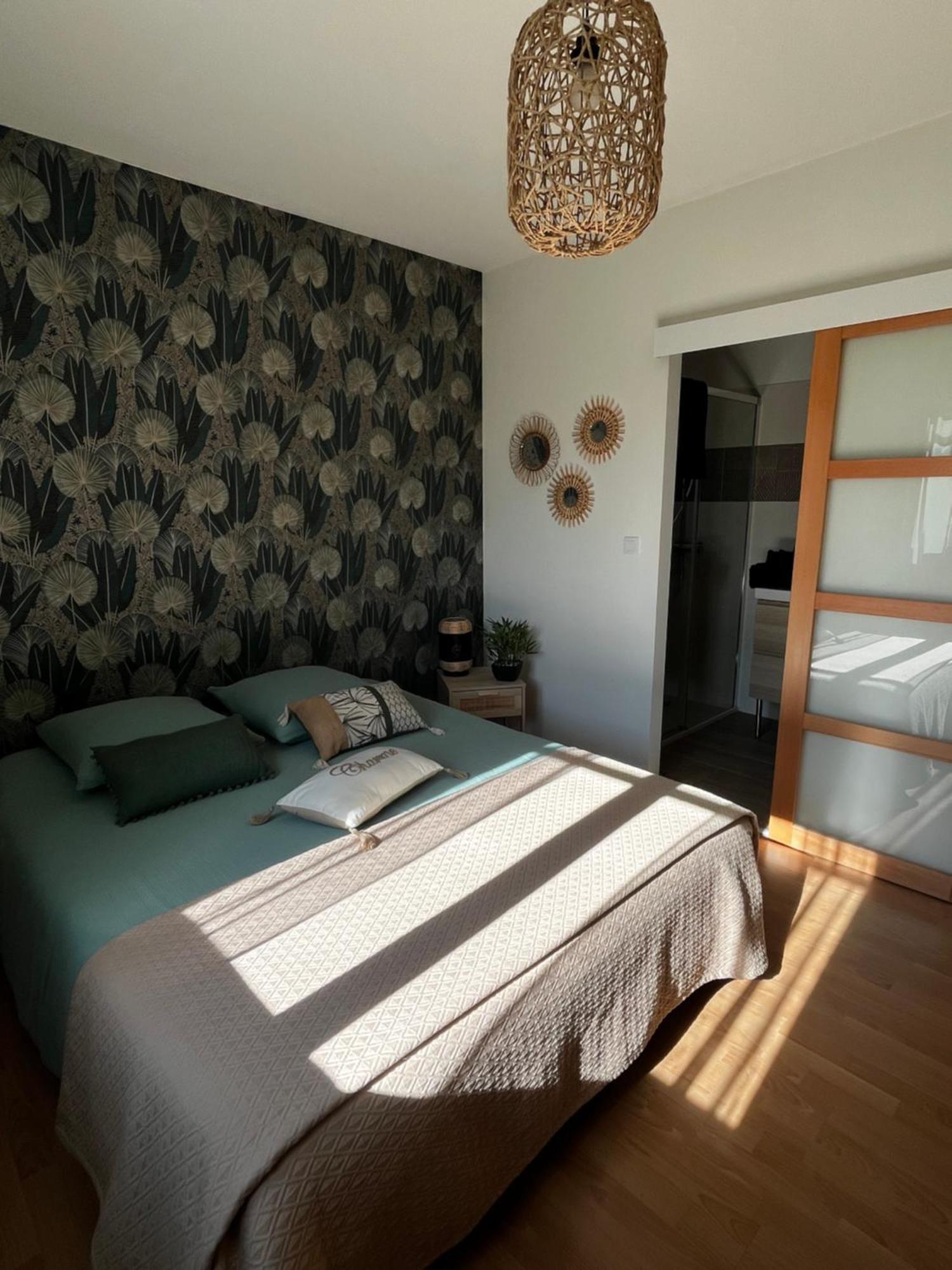Bed and Breakfast Les Voyages De Louison à Lavardac Extérieur photo